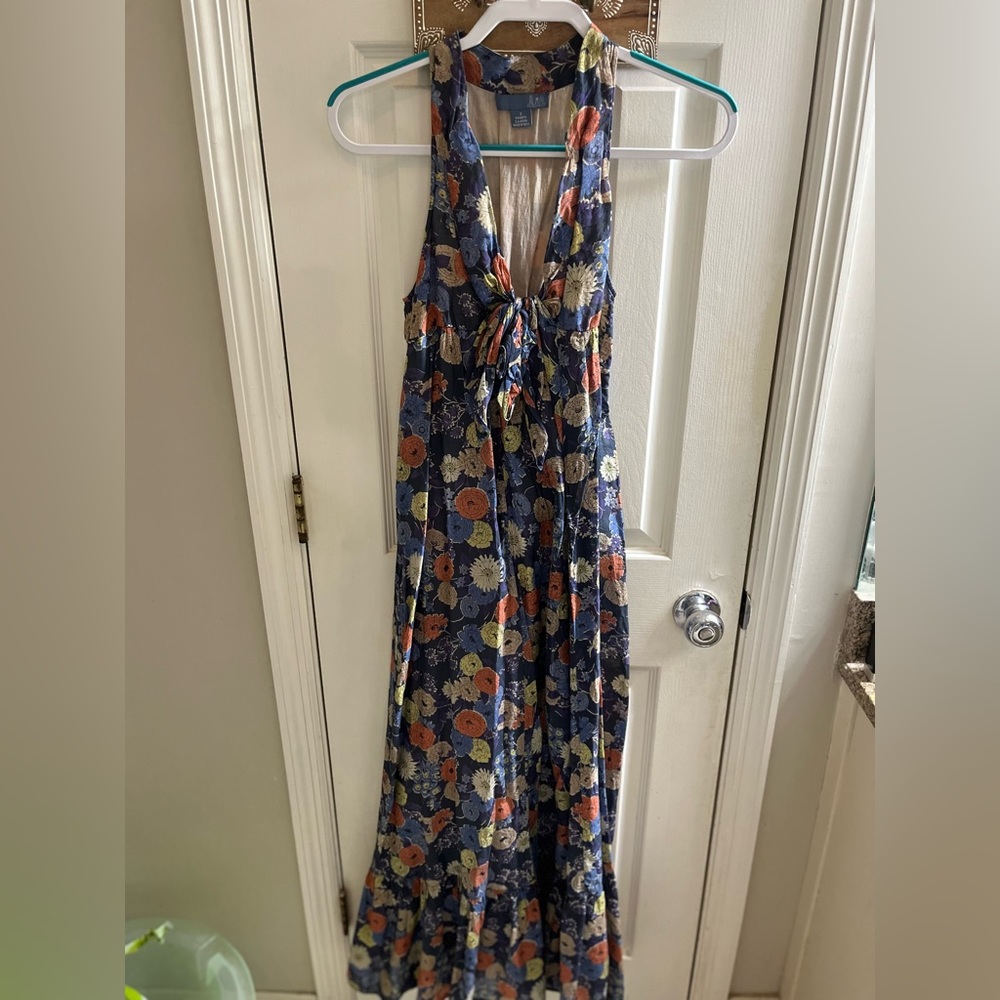 Gorgeous tie front floral maxi dress